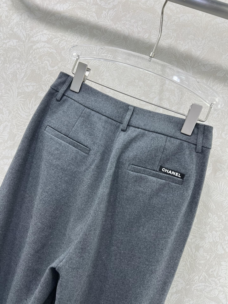 Ch**el long pants